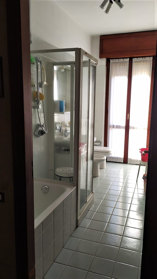 08 Alloggio 6 vani Bagno Servizio 02 1