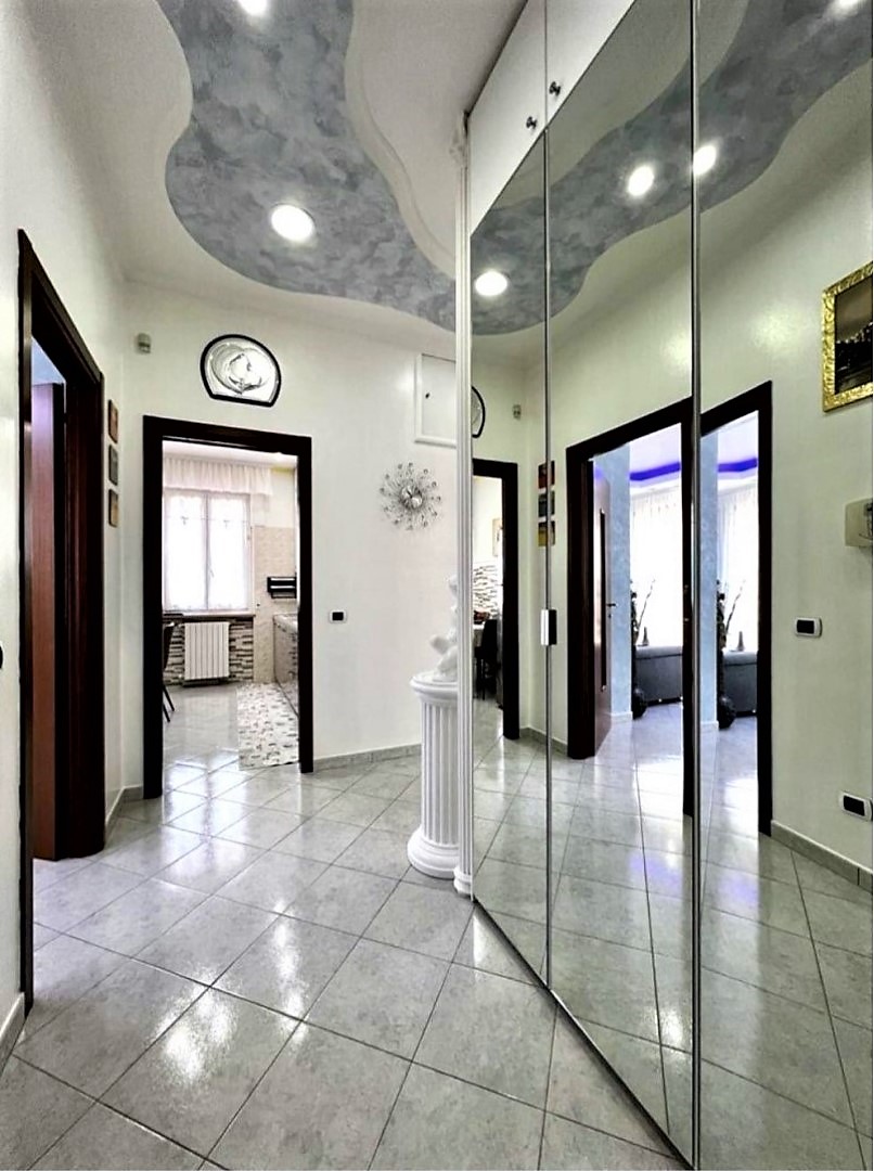 RIF 2GV000109 APPARTAMENTO TRILOCALE TRECATE NO 02 Ingresso 00