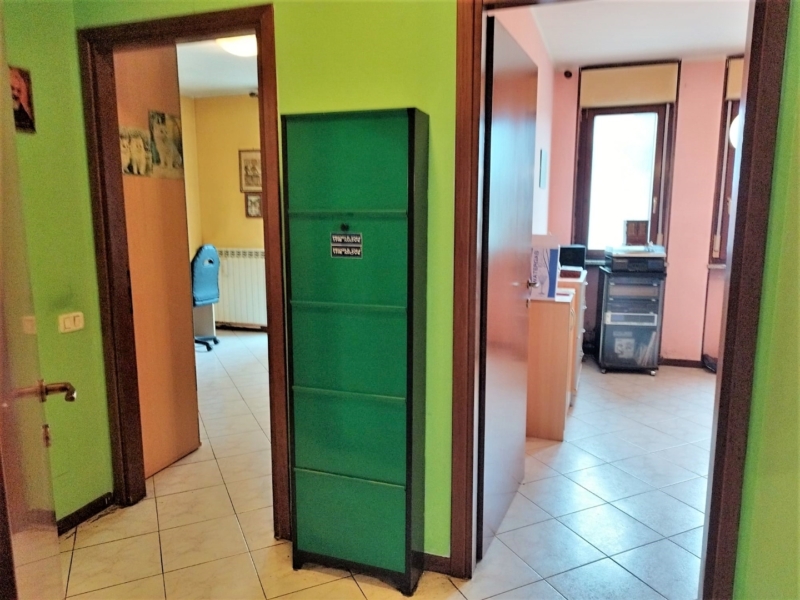 2GV000113 Trecate Trilocale 04 Disimpegno 10