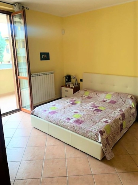 2GV000123 Vendita Trecate Bilocale 07 Camera da Letto 00