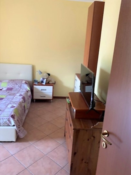 2GV000123 Vendita Trecate Bilocale 07 Camera da Letto 01