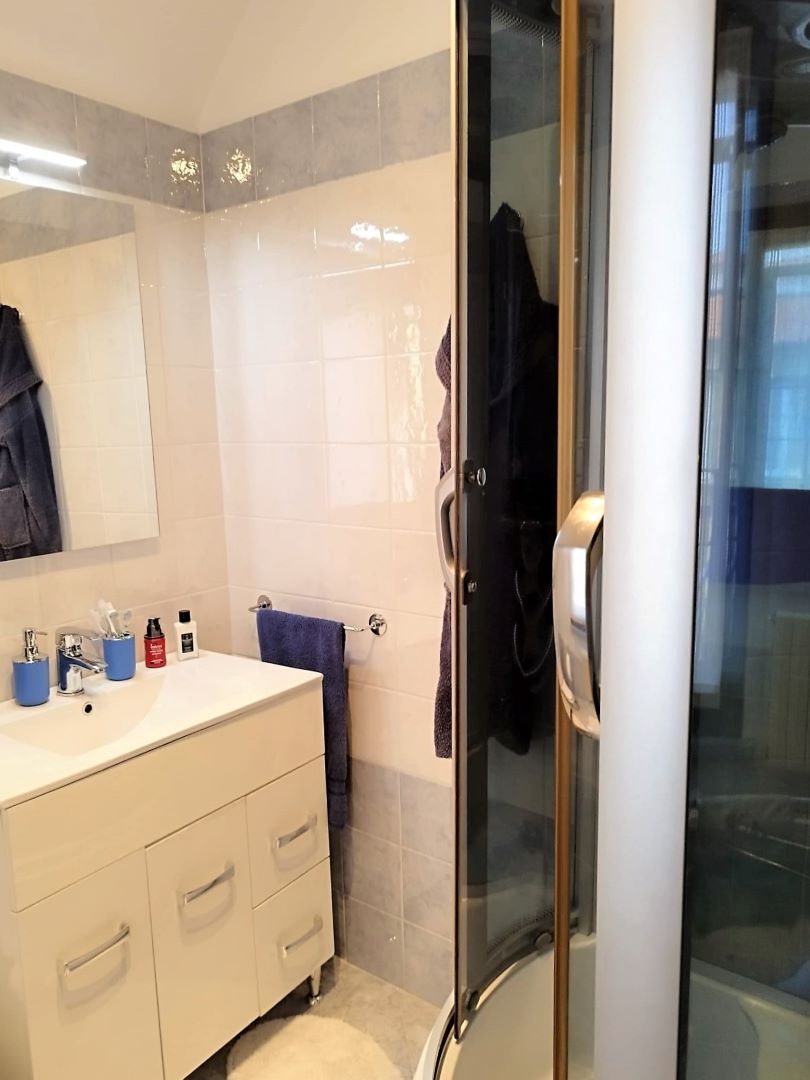 2GV000126 Vendita Trecate Trilocale 07 Bagno Servizio 03