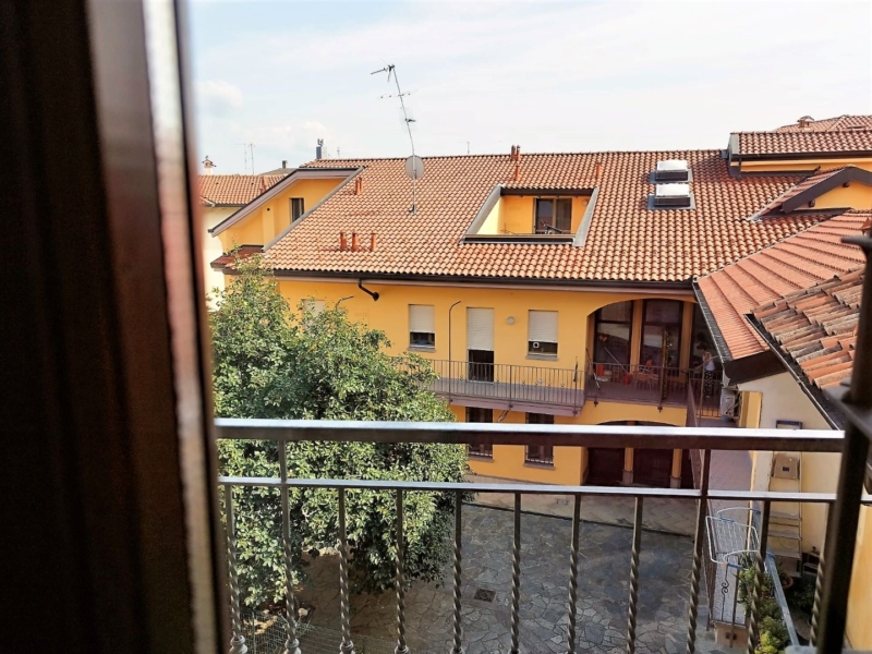2GV000126 Vendita Trecate Trilocale 12 Corte Condominiale 03