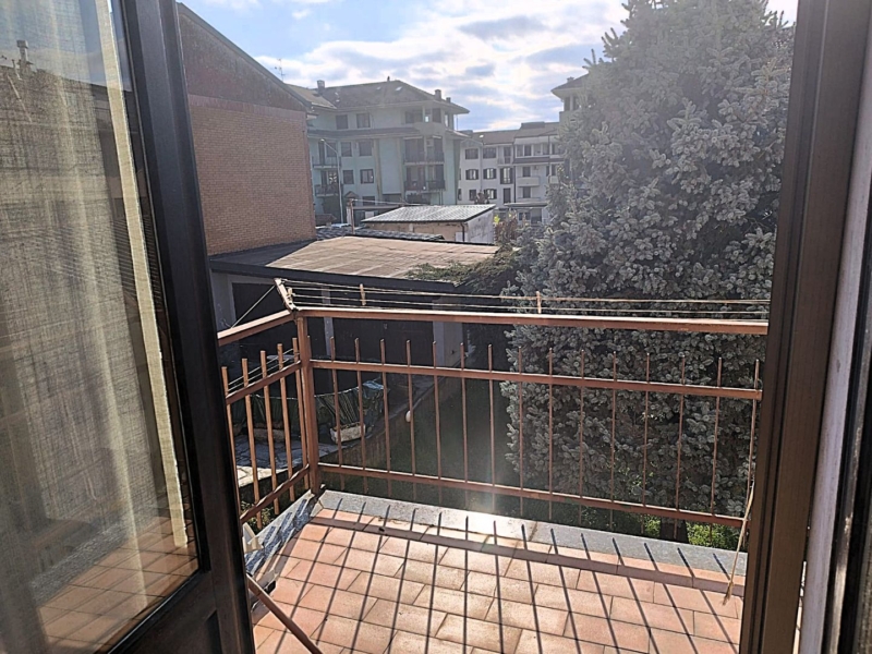 2GV000201 Vendita Villa Indipendente Trecate NO 20 P1 00 Soggiorno Balcone 14